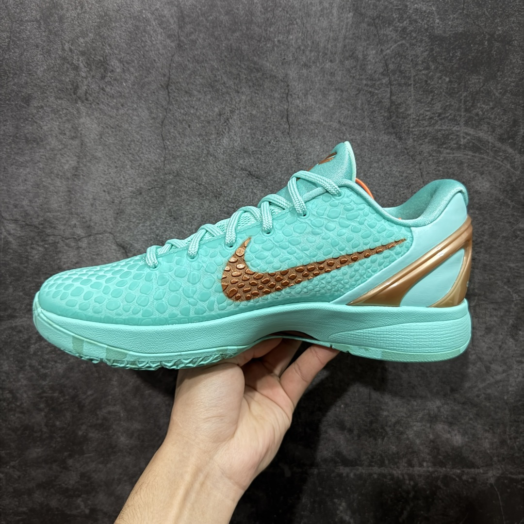 图片[2]-【Star版本】Jalen Brunson x Nike Zoom Kobe 6 Protro Statue of Liberty PE 绿色 科比6代 IQ5774-300 史上最强复刻 私人团队订单 细节完美对比公司货 前掌超大Zoom Turbo气垫 后掌EVA缓震 真正的原汁原味 还原ZP脚感 全身鞋材卡料色独家定制 唯一正确喷漆工艺Swoosh 正确凹凸蛇鳞工艺 正确鞋面渐变效果 内全置真动飞态线 独立原厂模具 最大尺码达到48.5码 首批不拼图大几率过验 亲测已过 支持各种高强度实战 无需担心 上脚价 补货周期极长 脚宽建议买大半码 科比系列前掌偏窄 不影响二次销售 支持七天无理由退换 尺码：40 40.5 41 42 42.5 43 44 44.5 45 45.5 46 47.5 48.5-选品中心
