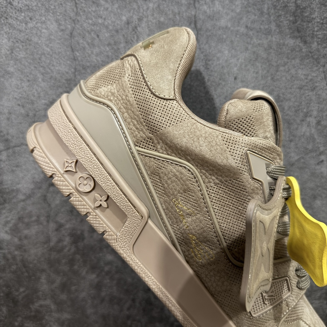 图片[7]-【XC版本】Louis Vuitton LV Trainer系列 新配色入库上架 市场货一堆的东西没必要做文案吹嘘 实拍如图 所见即所得 细节细揣摩 让你感受真正的好货 尺码： 39 40 41 42 43 44 45 46-选品中心