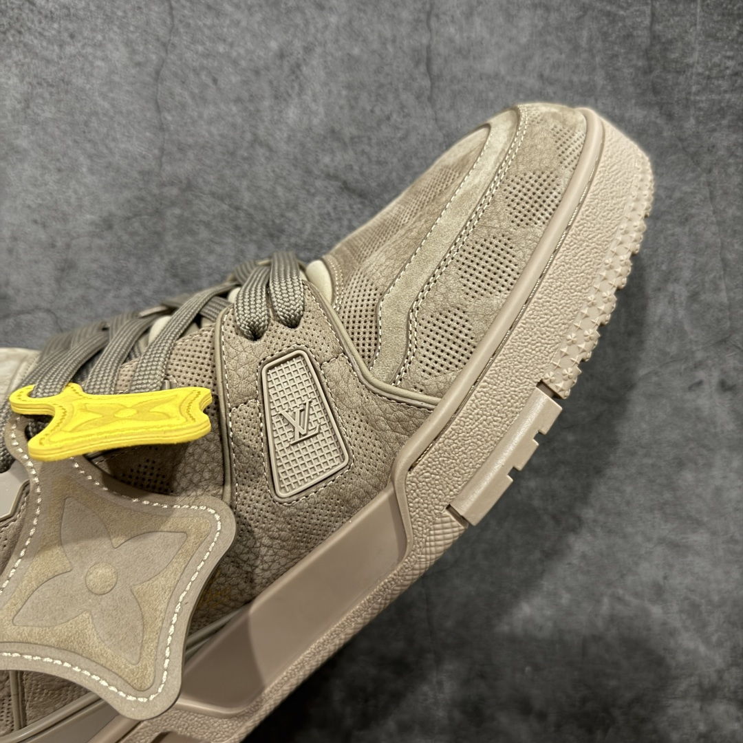 图片[6]-【XC版本】Louis Vuitton LV Trainer系列 新配色入库上架 市场货一堆的东西没必要做文案吹嘘 实拍如图 所见即所得 细节细揣摩 让你感受真正的好货 尺码： 39 40 41 42 43 44 45 46-选品中心