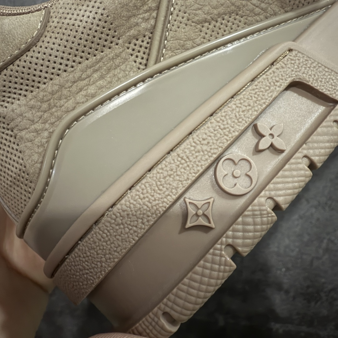 图片[3]-【XC版本】Louis Vuitton LV Trainer系列 新配色入库上架 市场货一堆的东西没必要做文案吹嘘 实拍如图 所见即所得 细节细揣摩 让你感受真正的好货 尺码： 39 40 41 42 43 44 45 46-选品中心