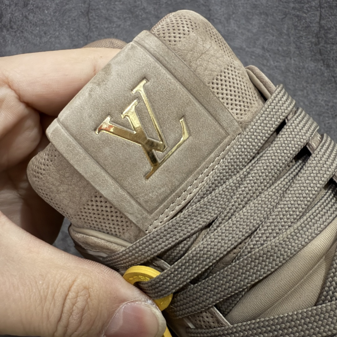 图片[7]-【XC版本】Louis Vuitton LV Trainer系列 新配色入库上架 市场货一堆的东西没必要做文案吹嘘 实拍如图 所见即所得 细节细揣摩 让你感受真正的好货 尺码： 39 40 41 42 43 44 45 46-选品中心
