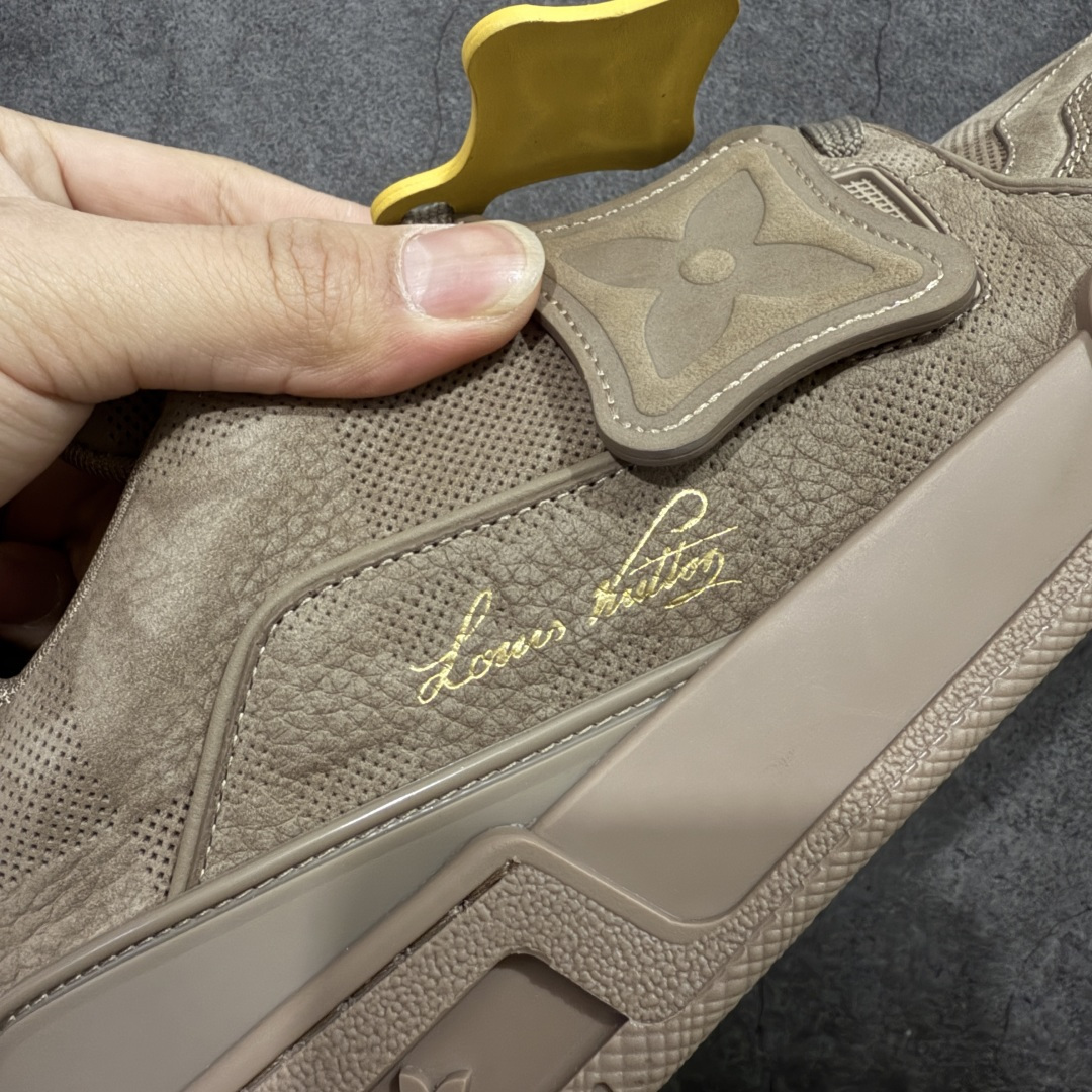 图片[4]-【XC版本】Louis Vuitton LV Trainer系列 新配色入库上架 市场货一堆的东西没必要做文案吹嘘 实拍如图 所见即所得 细节细揣摩 让你感受真正的好货 尺码： 39 40 41 42 43 44 45 46-选品中心