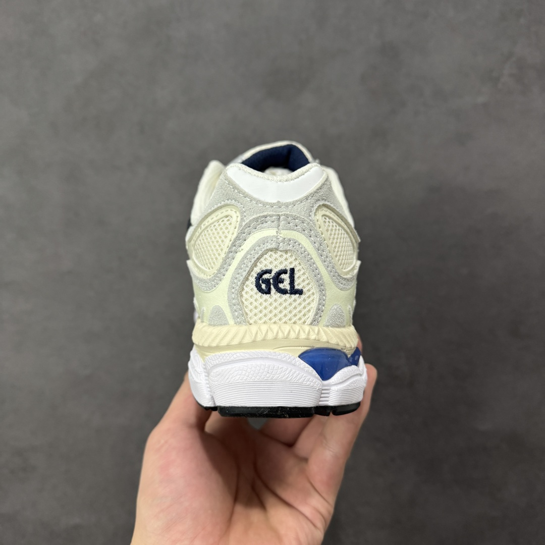 图片[4]-【公司级】AsicsGel-NYC复古单品 2025年新款 亚瑟士ASICSTIGER 新款休闲鞋 厚底街头运动休闲鞋，ASICS亚瑟士推出全新GEL-NYC，彰显纽约都市活力。这次的新系列融入了多个版本GEL的经典设计风格，广受好评。其设计灵感来源于GEL-NIMBUS 3,GEL-MC PLUS V 和 GEL-CUMULUS 16 这些往日经典鞋款。GEL-NYC使用GEL-CUMULUS 16鞋款的鞋楦设计,展现了独特的现代化美学。鞋底采用了轻质发泡材料,并在后跟和前掌处采用了ASICS亚瑟士核心科技——GEL缓震胶,赋予鞋款强大的缓冲性能,提供了更柔软舒适的穿着体验。而在原有设计的启发之上,此次鞋款采用更贴合当今潮流趋势的材料和创新技术,展现出纽约充满活力的都市精神。 货号：1203A788-101 尺码：36-46（半） 编码：FSB220230-选品中心