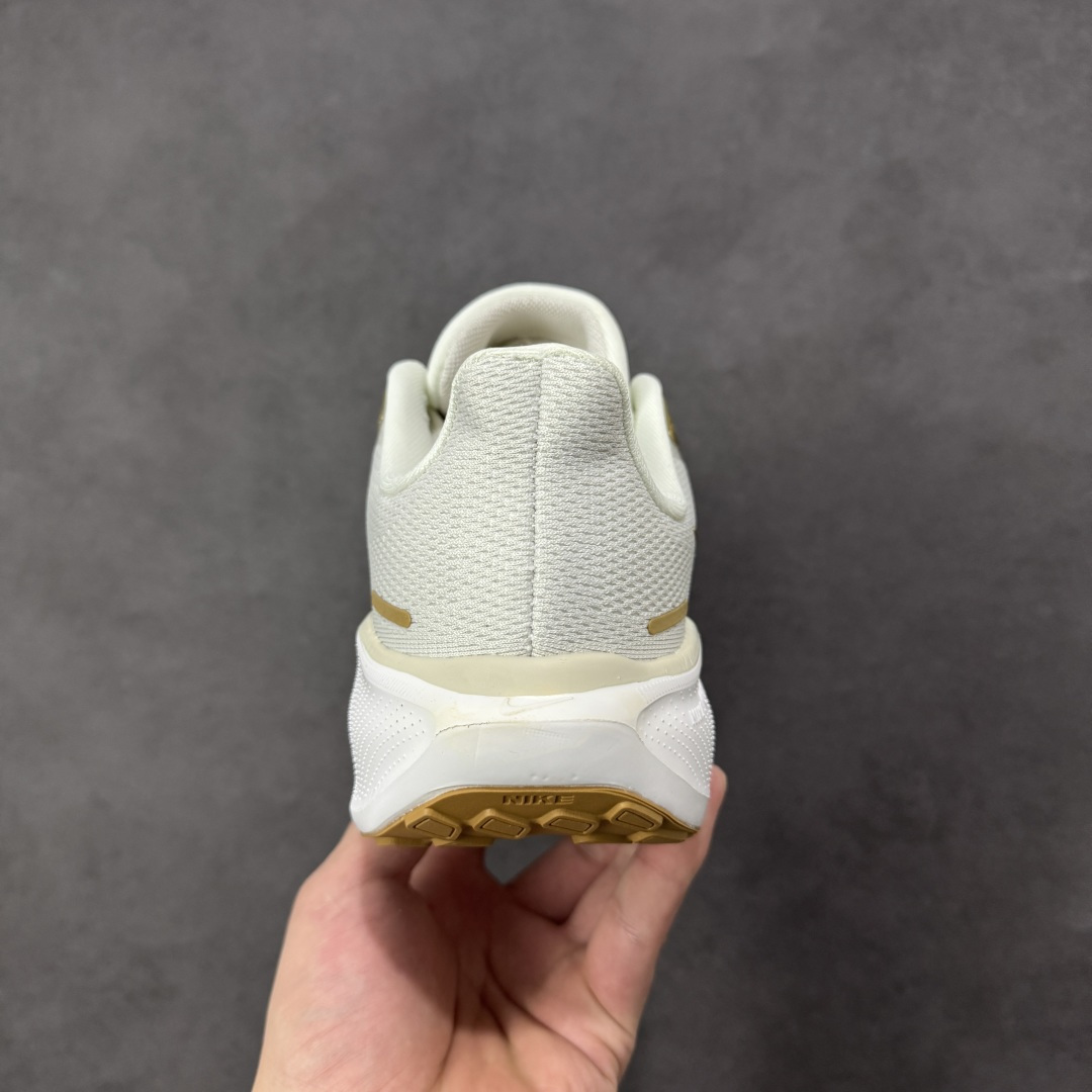 图片[4]-【公司级】Nike Pegasus 41 代飞马专业跑鞋 鞋面采用外层由韧性纱线+内层网眼布的设计，在确保稳定性和耐久性的同时，也保证了贴合舒适及透气性能 此外，鞋带孔也从飞线变为全新板带设计，提供更加舒适的锁定贴合 中底方面为 全掌react泡棉+内嵌前后掌双Zoom Air气垫的配置组合，经典的华夫格大底则能确保抓地 尺码：36-46带半码 货号：FD2723-005 编码：LNHB210220-选品中心