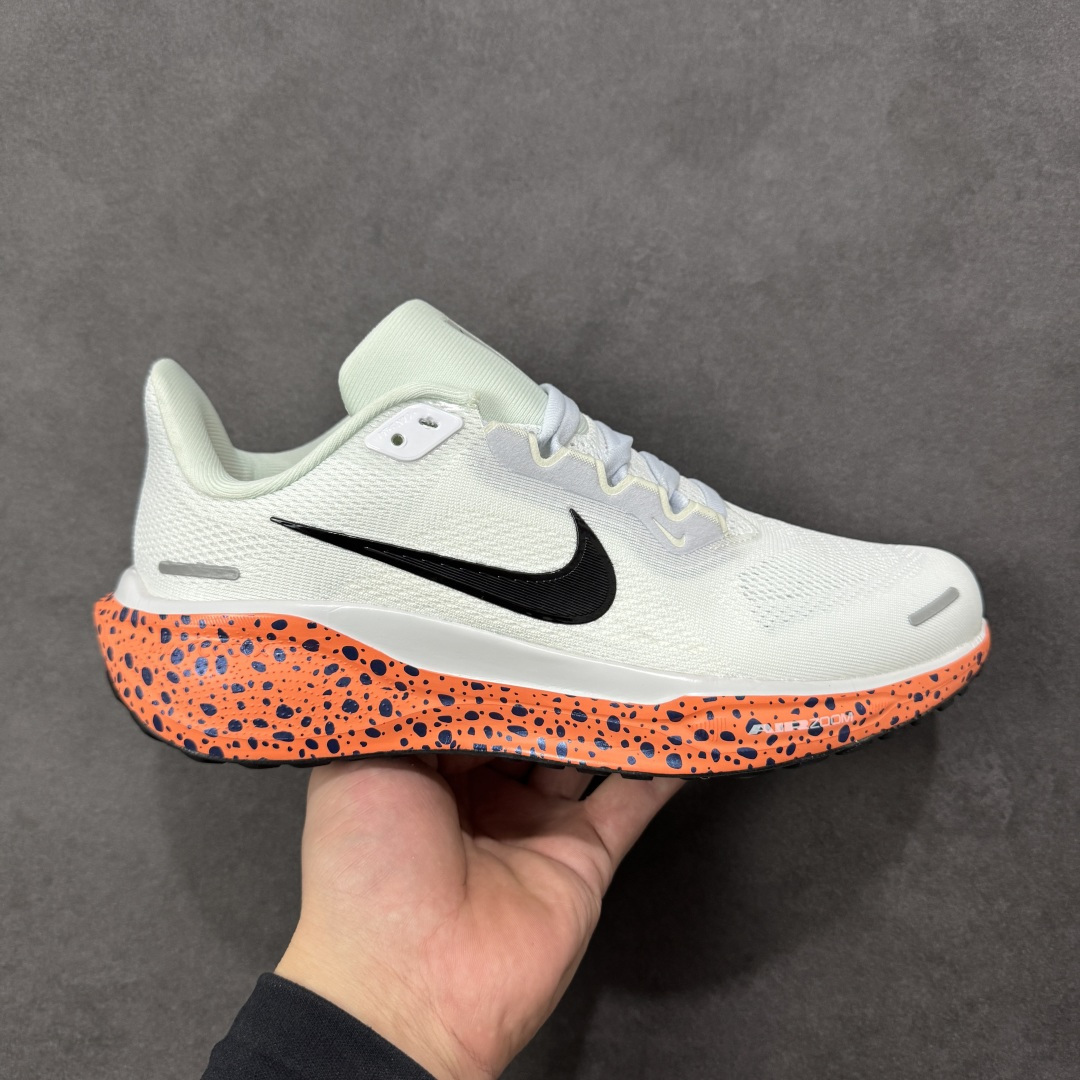 【公司级】Nike Pegasus 41 代飞马专业跑鞋 鞋面采用外层由韧性纱线+内层网眼布的设计，在确保稳定性和耐久性的同时，也保证了贴合舒适及透气性能 此外，鞋带孔也从飞线变为全新板带设计，提供更加舒适的锁定贴合 中底方面为 全掌react泡棉+内嵌前后掌双Zoom Air气垫的配置组合，经典的华夫格大底则能确保抓地 尺码：36-46带半码 货号：FN7678-900 编码：LNHB210220-选品中心