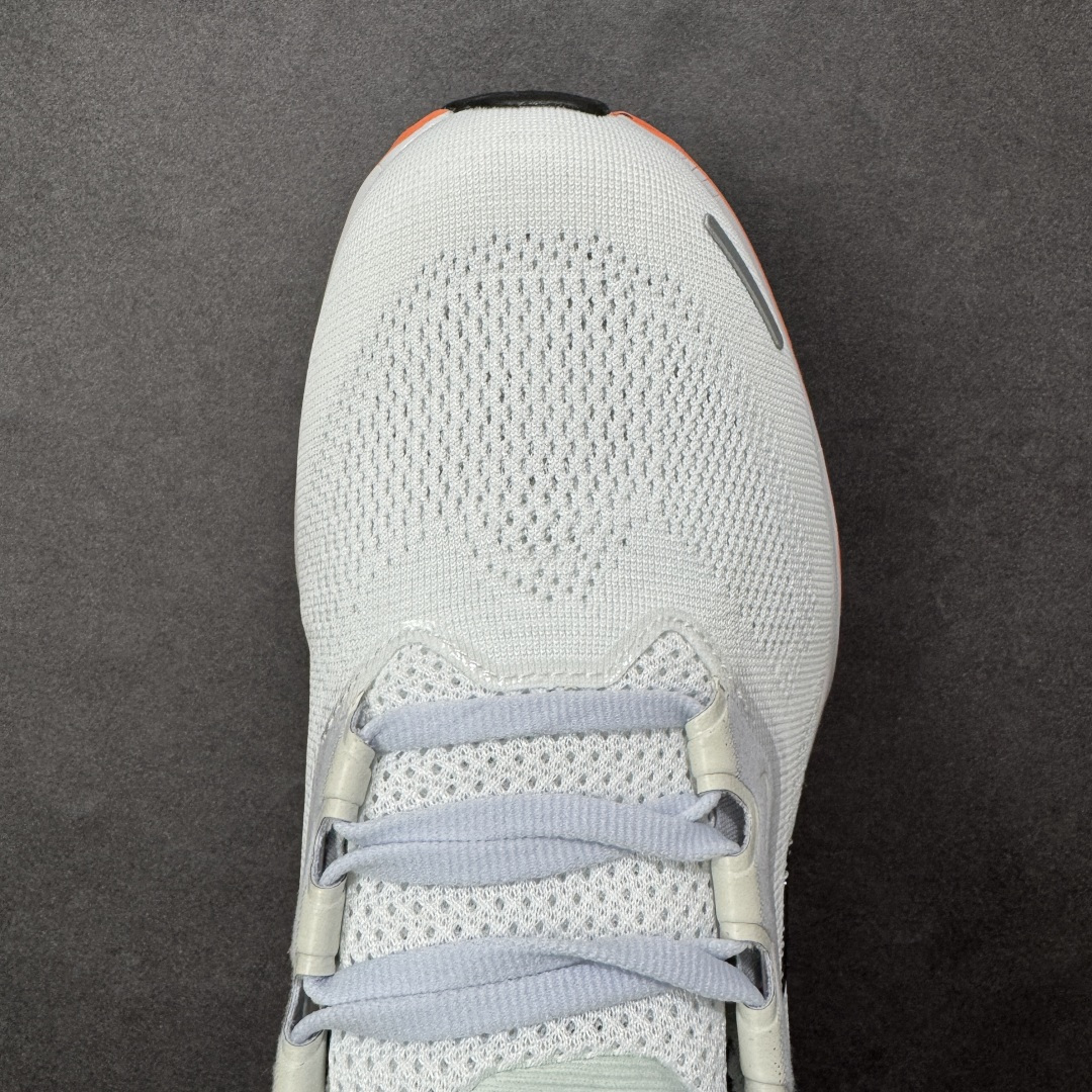 图片[8]-【公司级】Nike Pegasus 41 代飞马专业跑鞋 鞋面采用外层由韧性纱线+内层网眼布的设计，在确保稳定性和耐久性的同时，也保证了贴合舒适及透气性能 此外，鞋带孔也从飞线变为全新板带设计，提供更加舒适的锁定贴合 中底方面为 全掌react泡棉+内嵌前后掌双Zoom Air气垫的配置组合，经典的华夫格大底则能确保抓地 尺码：36-46带半码 货号：FN7678-900 编码：LNHB210220-选品中心