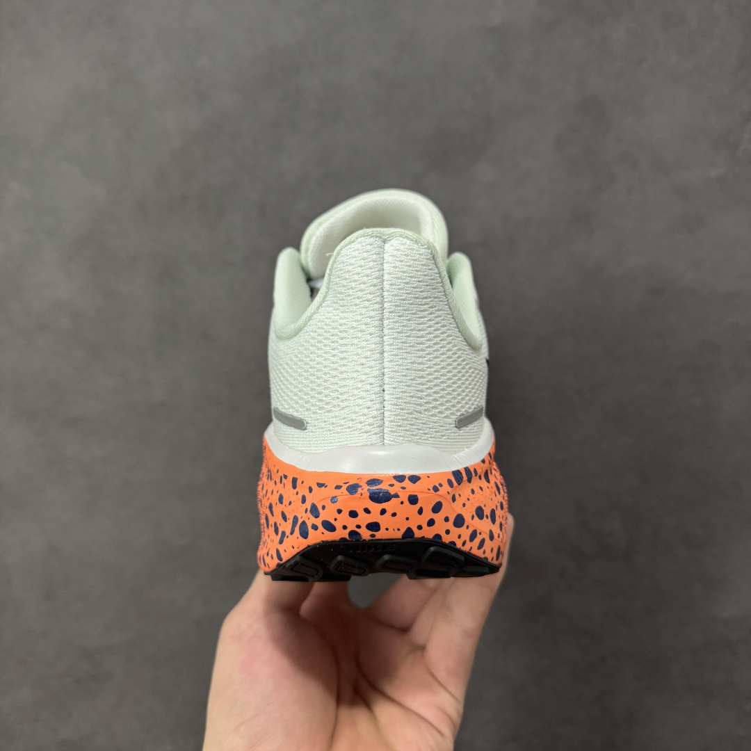 图片[4]-【公司级】Nike Pegasus 41 代飞马专业跑鞋 鞋面采用外层由韧性纱线+内层网眼布的设计，在确保稳定性和耐久性的同时，也保证了贴合舒适及透气性能 此外，鞋带孔也从飞线变为全新板带设计，提供更加舒适的锁定贴合 中底方面为 全掌react泡棉+内嵌前后掌双Zoom Air气垫的配置组合，经典的华夫格大底则能确保抓地 尺码：36-46带半码 货号：FN7678-900 编码：LNHB210220-选品中心