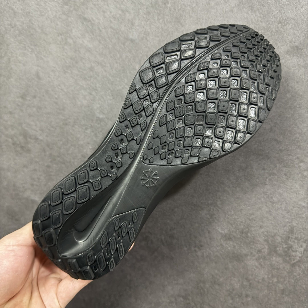 图片[9]-【公司级】Nike Pegasus 41 Air Zoom 轻盈舒适耐磨 低帮 气垫 休闲跑步鞋 – 鞋面设计：采用轻盈透气的工程网眼设计，能快速排出湿气，保持脚部干爽。Dynamic Midfoot Fit系统将鞋带与内部中足板带相连，提供良好的支撑和包裹性 – 外底特点：经典橡胶外底结合华夫格底纹，抓地力强，在各种路面上都能提供稳定的摩擦力，不易打滑，同时也具备良好的耐磨性，可延长鞋子使用寿命 。 货号：FD2723-002 尺码：36-46带半码 编码：LNHB210220-选品中心