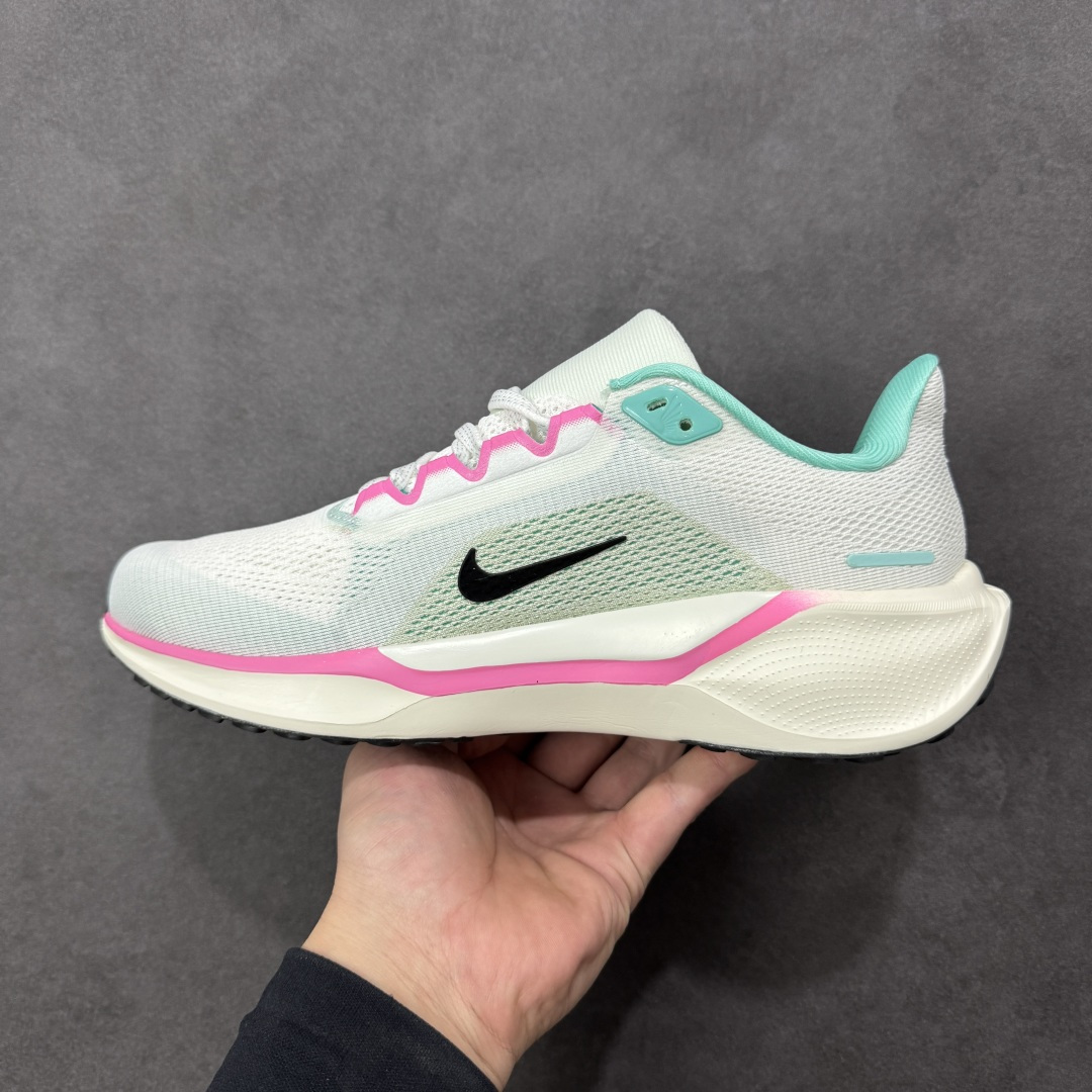 图片[2]-【公司级】Nike Pegasus 41 Air Zoom 轻盈舒适耐磨 低帮 气垫 休闲跑步鞋 – 鞋面设计：采用轻盈透气的工程网眼设计，能快速排出湿气，保持脚部干爽。Dynamic Midfoot Fit系统将鞋带与内部中足板带相连，提供良好的支撑和包裹性 – 外底特点：经典橡胶外底结合华夫格底纹，抓地力强，在各种路面上都能提供稳定的摩擦力，不易打滑，同时也具备良好的耐磨性，可延长鞋子使用寿命 。 货号：HM3703-161 尺码：36-46带半码 编码：LNHB210220-选品中心