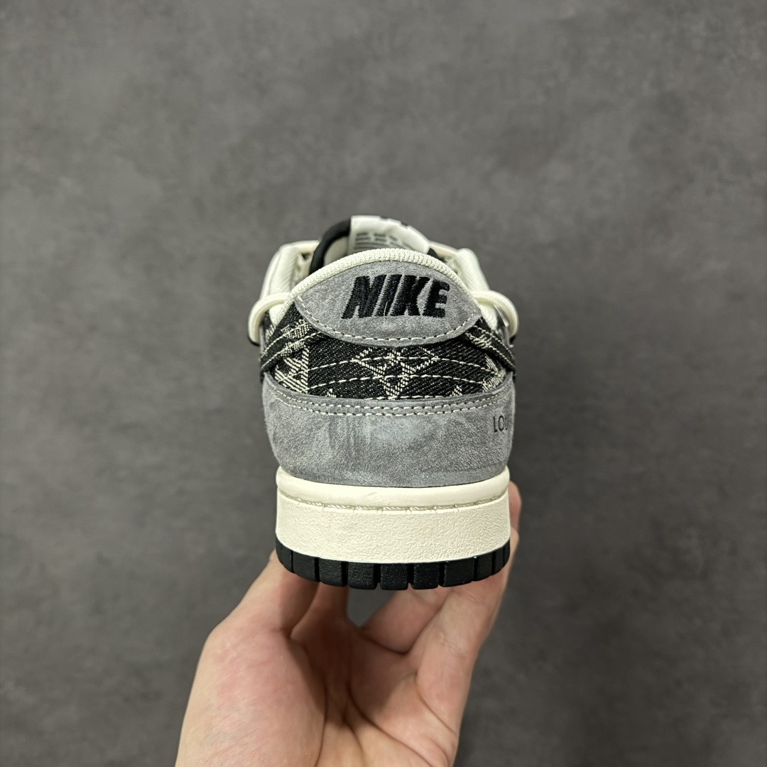 图片[2]-【定制版】Nike SB Dunk Low“LV联名——荔纹勾抽绳” 周年高端定制 低帮休闲板鞋 定制鞋盒 大厂纯原品质出货 超高清洁度 皮料切割干净无任何毛边 细节完美 货号：CX5050-Y49 尺码： 36 36.5 37.5 38 38.5 39 40 40.5 41 42 42.5 43 44 44.5 45-选品中心