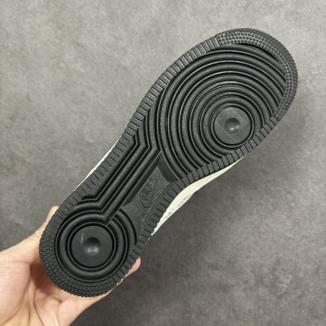 图片[9]-【定制版】Nike Air Force 1\’07 Low LV联名 空军一号低帮休闲板鞋  #原楦头原纸板 原装鞋盒 定制五金配件 内置全掌气垫 原厂鞋底 货号：KD6699-F07  尺码：36 36.5 37.5 38 38.5 39 40 40.5 41 42 42.5 43 44 44.5 45-选品中心