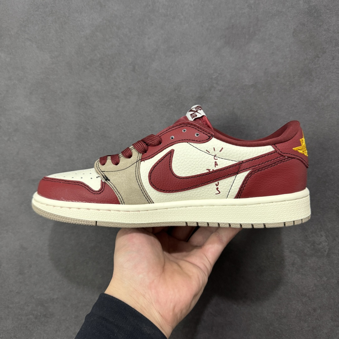 图片[2]-【定制版】马年定制限量发售❗️恭喜发财 🔥Travis Scott x Fragment Design x Jordan Air Jordan 1 Low OG SP “马年限定联名——白红” 马年印花 高端定制 倒钩三方联名低帮篮球鞋 #定制鞋盒 大厂纯原品质出货 超高清洁度 皮料切割干净无任何毛边 细节完美 货号：XD1979-004 尺码：36 36.5 37.5 38 38.5 39 40 40.5 41 42 42.5 43 44 44.5 45 编码：HXSB330340-选品中心