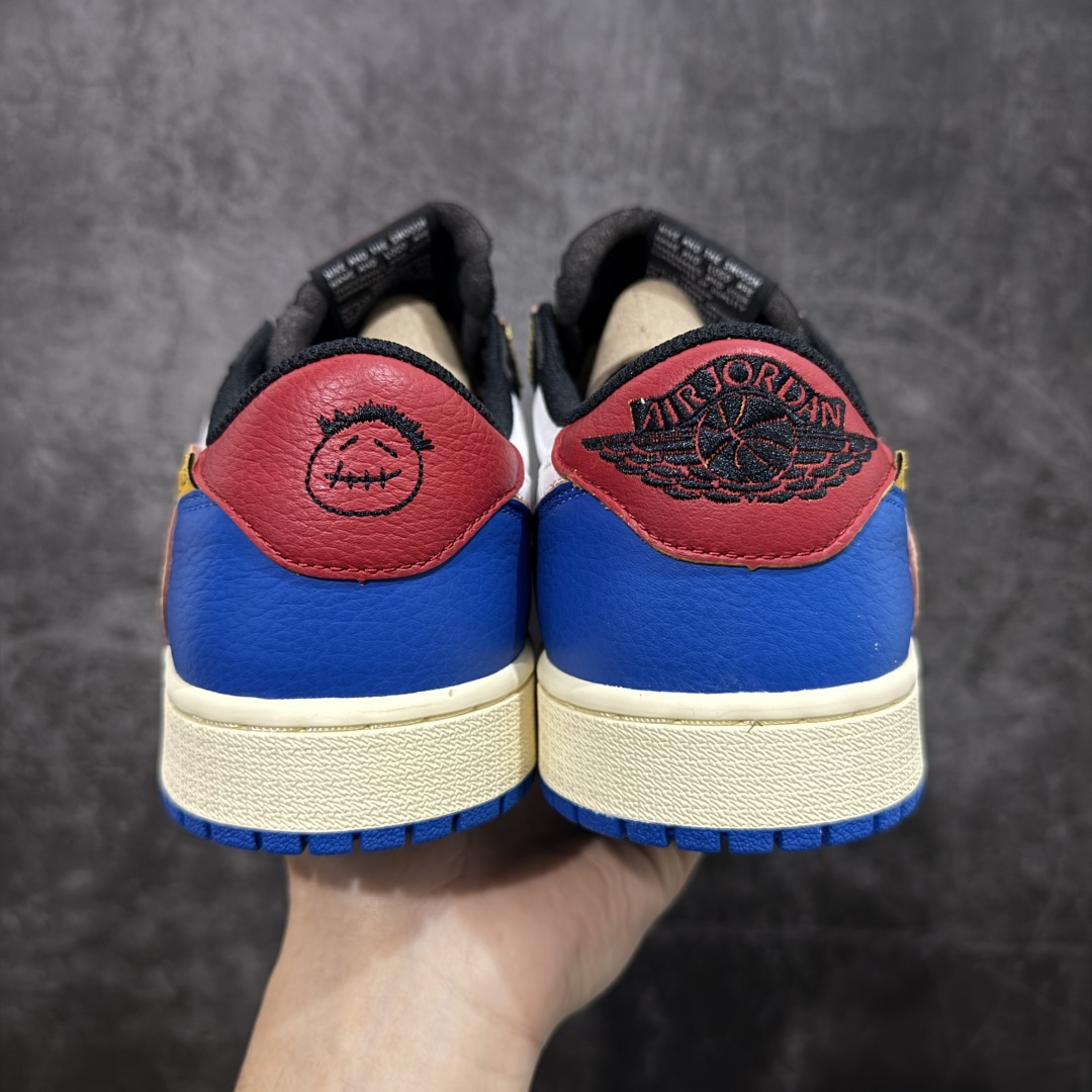 图片[4]-【DG2.0纯原】Union LA x Fragment Design x Air Jordan AJ1 Low OG SP 藤原浩三方联名四色拼接 TS联名倒钩低帮 蓝红白 DM7866-111 圈内最强倒钩系列 高端零售特供批次 产品品控稳定性领先行业 各方面均可对飙L版 良心定价不杀猪 SZ原厂全套原楦原纸板冲刀磨具开发 原厂皮料加持 原厂港宝加持定型后跟R度完美 同源原厂电绣 鬼脸飞翼针数密度立体效果一致 百分百一致原鞋 原厂拉帮工艺 针距密度一致 后跟弧度收口自然不对折 极致一眼正品既视感 进口玻璃冲刀皮料裁剪零毛边 全鞋电脑针车工艺 品控清洁度最高QC检验标准 免检产品 原厂订购鞋盒、鞋标、防尘纸、鞋撑、鞋带 追求极致的原厂味道 尺码：40 40.5 41 42 42.5 43 44 44.5 45 46 47.5 48.5-选品中心