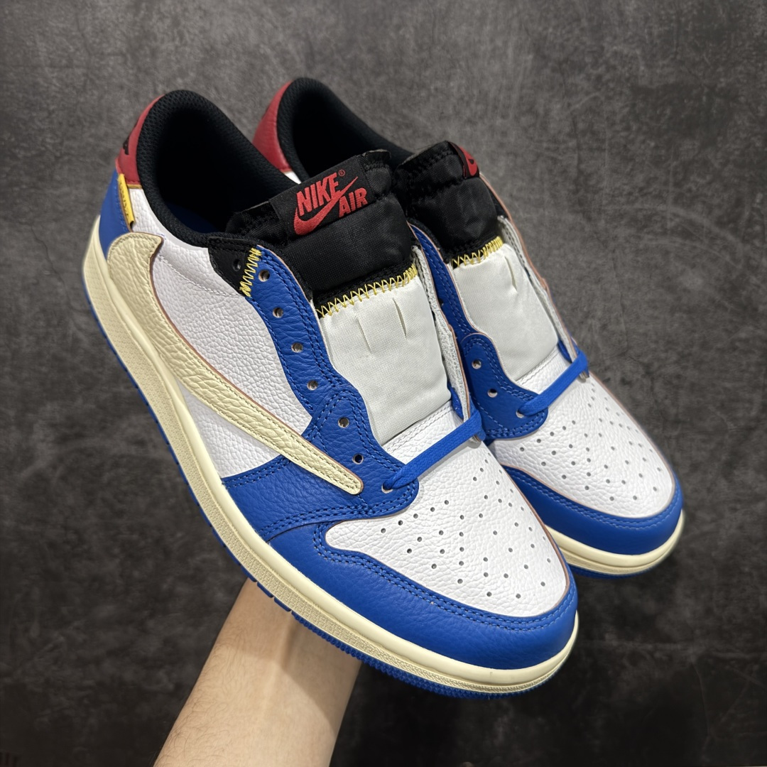【DG2.0纯原】Union LA x Fragment Design x Air Jordan AJ1 Low OG SP 藤原浩三方联名四色拼接 TS联名倒钩低帮 蓝红白 DM7866-111 圈内最强倒钩系列 高端零售特供批次 产品品控稳定性领先行业 各方面均可对飙L版 良心定价不杀猪 SZ原厂全套原楦原纸板冲刀磨具开发 原厂皮料加持 原厂港宝加持定型后跟R度完美 同源原厂电绣 鬼脸飞翼针数密度立体效果一致 百分百一致原鞋 原厂拉帮工艺 针距密度一致 后跟弧度收口自然不对折 极致一眼正品既视感 进口玻璃冲刀皮料裁剪零毛边 全鞋电脑针车工艺 品控清洁度最高QC检验标准 免检产品 原厂订购鞋盒、鞋标、防尘纸、鞋撑、鞋带 追求极致的原厂味道 尺码：40 40.5 41 42 42.5 43 44 44.5 45 46 47.5 48.5-选品中心