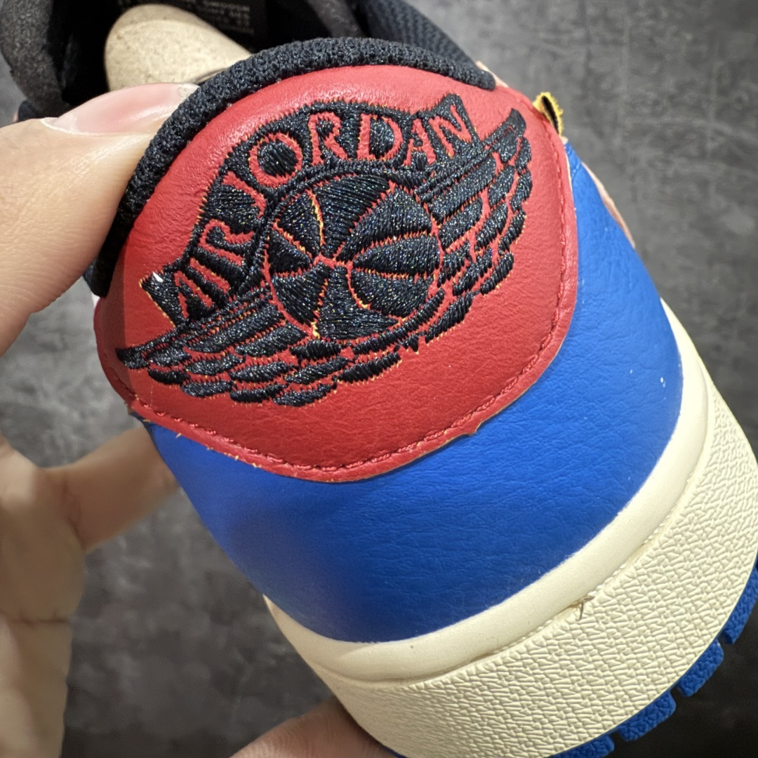 图片[2]-【DG2.0纯原】Union LA x Fragment Design x Air Jordan AJ1 Low OG SP 藤原浩三方联名四色拼接 TS联名倒钩低帮 蓝红白 DM7866-111 圈内最强倒钩系列 高端零售特供批次 产品品控稳定性领先行业 各方面均可对飙L版 良心定价不杀猪 SZ原厂全套原楦原纸板冲刀磨具开发 原厂皮料加持 原厂港宝加持定型后跟R度完美 同源原厂电绣 鬼脸飞翼针数密度立体效果一致 百分百一致原鞋 原厂拉帮工艺 针距密度一致 后跟弧度收口自然不对折 极致一眼正品既视感 进口玻璃冲刀皮料裁剪零毛边 全鞋电脑针车工艺 品控清洁度最高QC检验标准 免检产品 原厂订购鞋盒、鞋标、防尘纸、鞋撑、鞋带 追求极致的原厂味道 尺码：40 40.5 41 42 42.5 43 44 44.5 45 46 47.5 48.5-选品中心