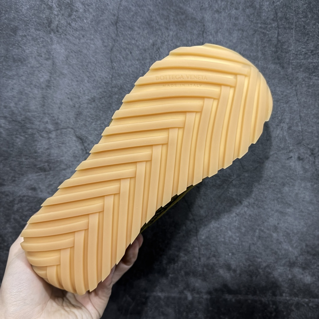 图片[9]-【纯原M版】BOTTEGA VENETA Orbit Runner BV葆蝶家时尚休闲王一博同款老爹鞋运动鞋 原版开发 一比一打造 相似度百分之99以上 市场一梯队级别品质 区别市场任何标文顶级品质版本 采用轻质科技网布面料 搭配几何图案设计橡胶外底 王炸系列 高版本 认准套包工艺 实际增高很多哦 还是一样显腿细非常nice 耐玩耐造 对标对版 套包鞋工艺 认准高版本 大底选用拼色TPU大底 配置原版包装 尺码：35 36 37 38 39 40 41 42 43 44 45-选品中心