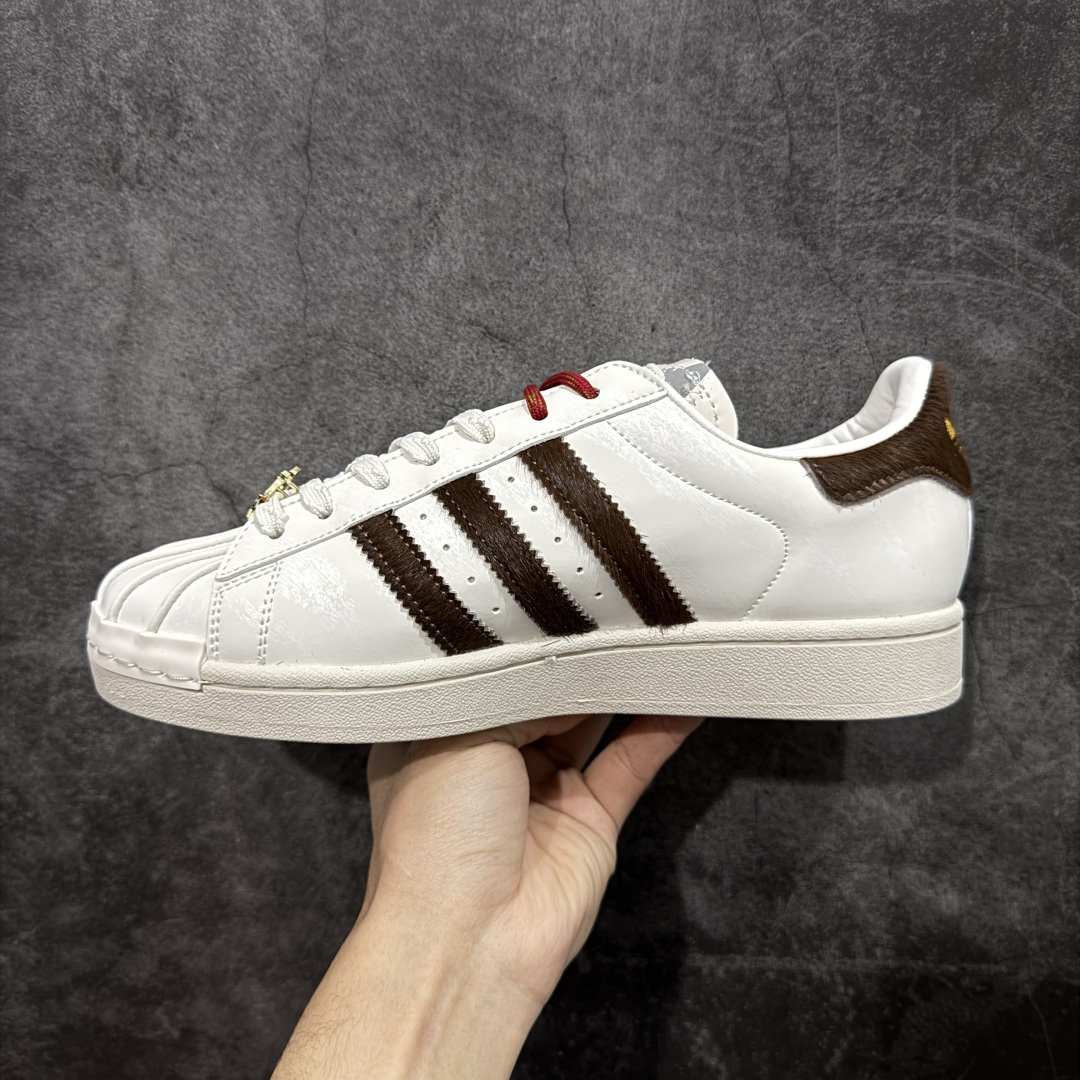 图片[2]-【公司级】Adidas Originals Supetar II 贝壳头 马年限定 官网同步 实拍首发 渠道正品订单 升级原楦打造完美鞋型 诠释市场最高工艺水平 区别市面普通真标版本 进出专柜无压力 货号：KJ6293 尺码：35.5 36 36.5 37 38 38.5 39 40 40.5 41 42 42.5 43 44 44.5 45-选品中心