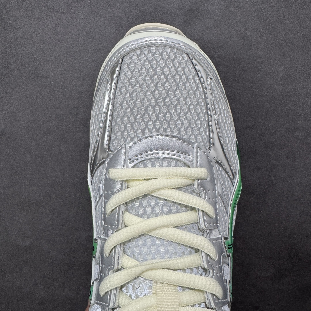 图片[8]-【公司级】Asics Gel-Cumulus 16 亚瑟士复古时尚缓震运动跑步鞋 鞋面采用无缝线工程网眼设计，全面升级的FF BLAST™ PLUS泡棉，更轻、更弹、更耐久。相比前代更轻盈鞋底采用了轻质发泡材料,并在后跟和前掌处采用了亚瑟士核心科技GEL缓震胶,赋予鞋款强大的缓冲性能,提供了更柔软舒适的穿着体验。AHAR® PLUS超耐磨橡胶大底，延长跑鞋使用寿命。 货号：1203A990-100 尺码：36 37 37.5 38 39 39.5 40 40.5 41.5 42 42.5 43.5 44 45 编码：AMB260270-选品中心