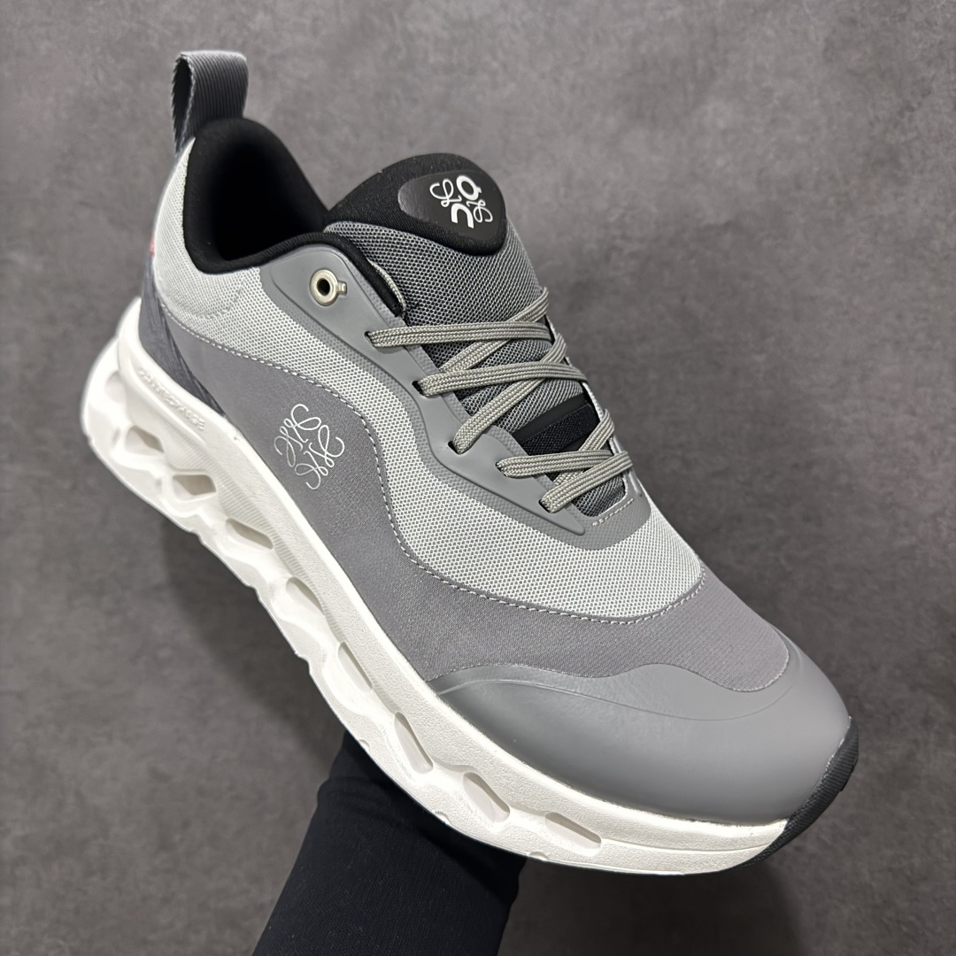 图片[3]-【公司级】On昂跑 LOEWE 系列低帮轻量舒适多功能休闲运动鞋 采用工程飞织网布组合再生聚酯纤维鞋面材质搭载独家隐藏速度中板 镂空CloudTec科技 泡棉缓震中底 黑科技跑出圈的时尚运动新宠 货号：3ME10690423 尺码：40 40.5 41 42 42.5 43 44 45 46 47 编码：XSB220230-选品中心