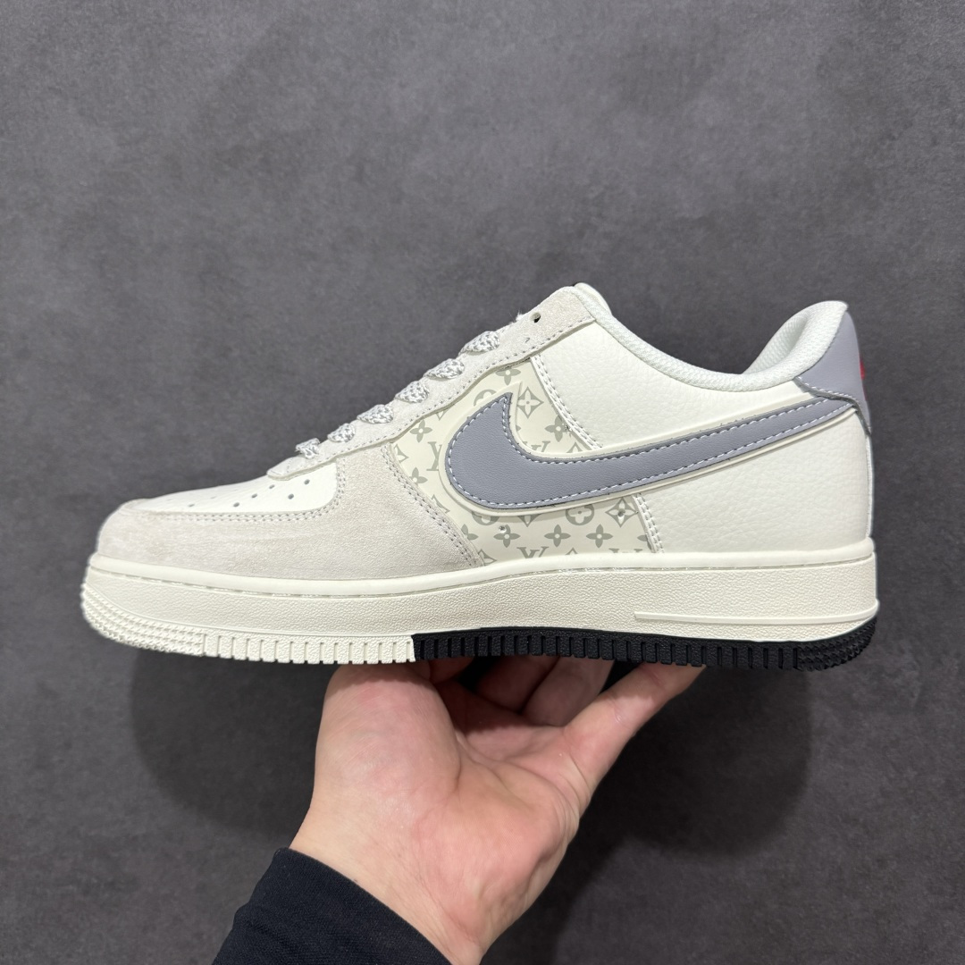 图片[2]-【定制版】Nike Air Force 1\’07 Low LV联名 空军一号低帮休闲板鞋  #原楦头原纸板 原装鞋盒 定制五金配件 内置全掌气垫 原厂鞋底 货号：KD6699-F06  尺码：36 36.5 37.5 38 38.5 39 40 40.5 41 42 42.5 43 44 44.5 45-选品中心
