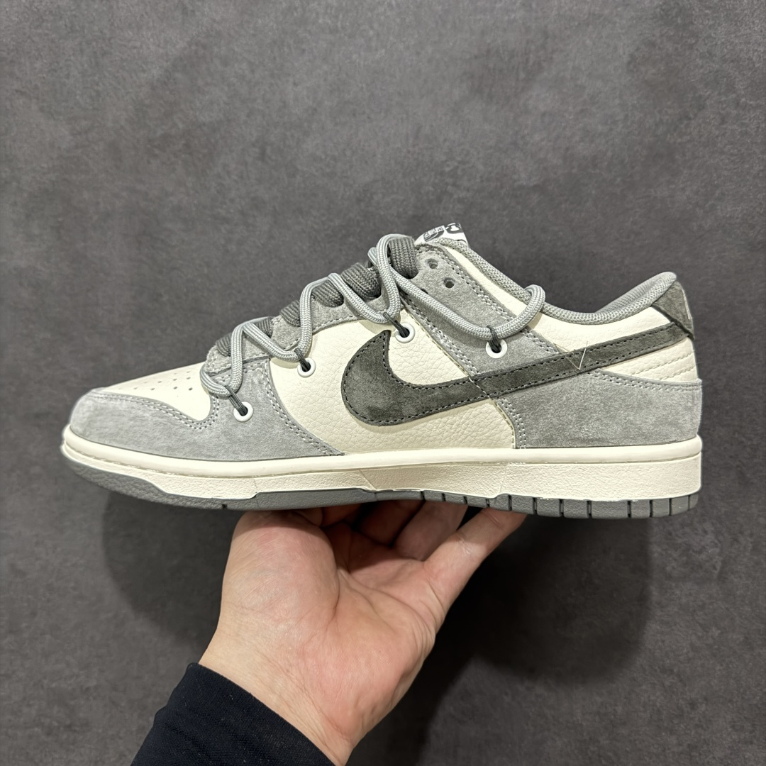 图片[2]-【定制版】Nike SB Dunk Low 北面联名 米灰猪八革绑带 周年高端定制 低帮休闲板鞋 #定制鞋盒 大厂纯原品质出货 超高清洁度 皮料切割干净无任何毛边 细节完美 货号：JP2026-102 尺码：36 36.5 37.5 38 38.5 39 40 40.5 41 42 42.5 43 44 44.5 45-选品中心