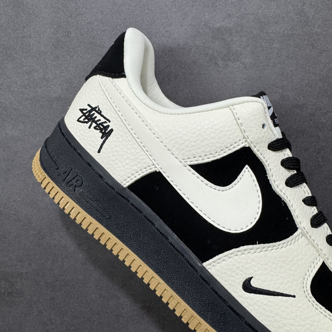 图片[6]-【定制版】Nike Air Force 1 \’07 Low “斯图西联名——双拼米黑棕”空军一号 高端定制 低帮 运动鞋 休闲鞋 折边针车 工艺难度大 原楦头原纸板 原装鞋盒 定制五金配件 内置全掌气垫 原厂鞋底 货号：LD1999-006 尺码：36 36.5 37.5 38 38.5 39 40 40.5 41 42 42.5 43 44 44.5 45 编码：HXSB310320-选品中心