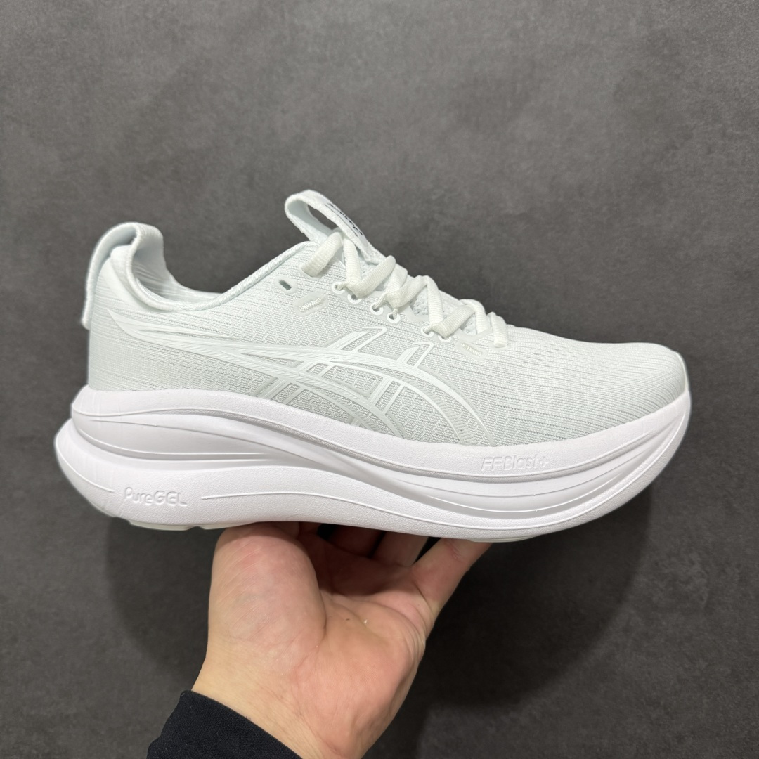 【公司级】Asics Gel-Nimbus 28 舒适防滑耐磨低帮休闲跑步鞋 鞋底采用了轻质发泡材料 并在后跟和前掌处采用了ASICS亚瑟士核心科技-GEL缓震胶 赋予鞋款强大的缓冲性能 提供了更柔软舒适的穿着体验 而在原有设计的启发之上 此次鞋款采用更贴合当今潮流趋势的材料和创新技术 展现出纽约充满活力的都市精神 货号：1011C127-100 尺码：36 37 37.5 38 39 39.5 40.5 41.5 42 42.5 43.5 44 45 46 47 编码：AMB250260-选品中心