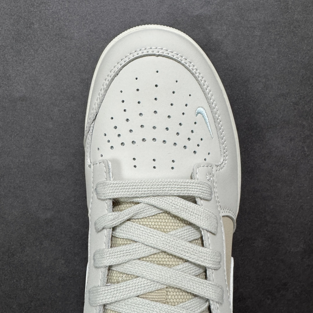 图片[8]-【公司级】Nike SB Force 58 是一款结合了经典篮球元素与滑板功能的鞋款。鞋身采用帆布、麂皮与冲孔细节，致敬传统篮球风格，呈现出复古又时尚的外观。加厚鞋舌设计提升穿着舒适度，内侧弹性衬布提供稳固贴合感，即使鞋带松脱也能保持鞋子贴合脚型。全新杯式外底设计兼顾耐久性与灵活性，减少磨合时间，提升滑板体验。鞋底Tri-Star纹理提供出色的抓地力和灵敏脚感。 货号：DV5476-003 尺码：36 36.5 37.5 38 38.5 39 40 40.5 41 42 42.5 43 44 45 编码：XSB220230-选品中心