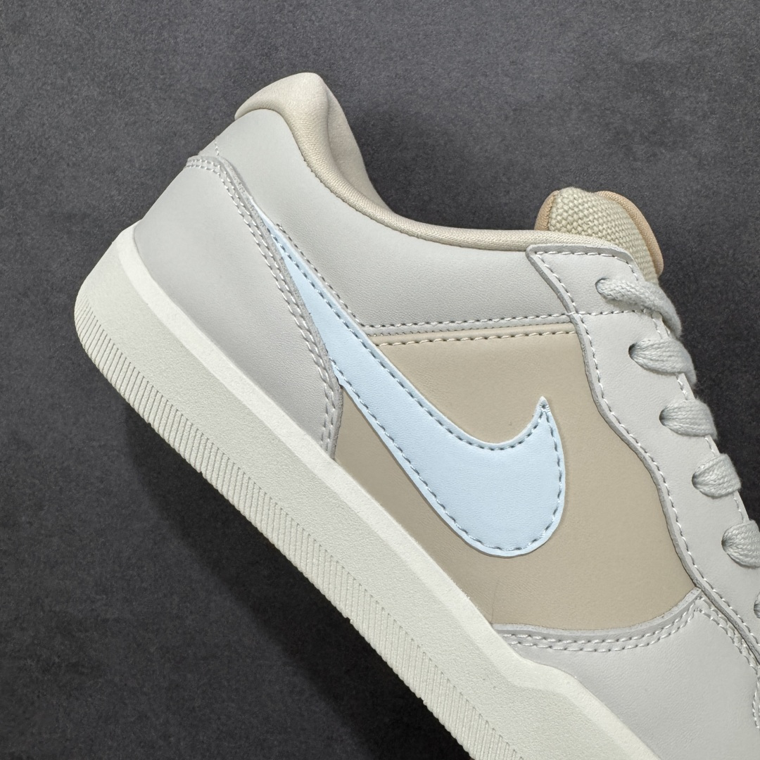 图片[6]-【公司级】Nike SB Force 58 是一款结合了经典篮球元素与滑板功能的鞋款。鞋身采用帆布、麂皮与冲孔细节，致敬传统篮球风格，呈现出复古又时尚的外观。加厚鞋舌设计提升穿着舒适度，内侧弹性衬布提供稳固贴合感，即使鞋带松脱也能保持鞋子贴合脚型。全新杯式外底设计兼顾耐久性与灵活性，减少磨合时间，提升滑板体验。鞋底Tri-Star纹理提供出色的抓地力和灵敏脚感。 货号：DV5476-003 尺码：36 36.5 37.5 38 38.5 39 40 40.5 41 42 42.5 43 44 45 编码：XSB220230-选品中心