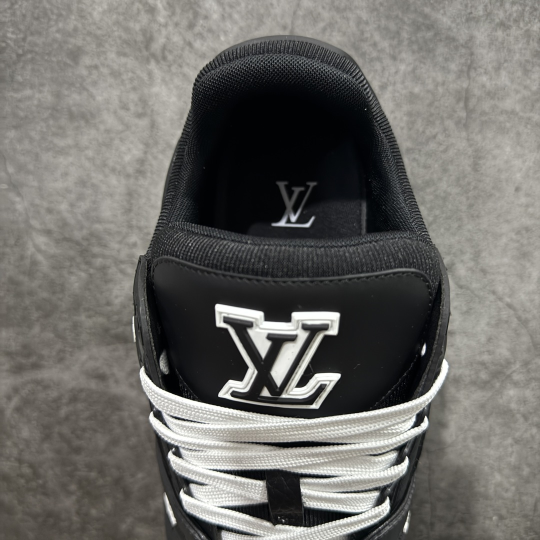 图片[8]-【XC版本】Louis Vuitton LV Trainer系列 新配色入库上架 市场货一堆的东西没必要做文案吹嘘 实拍如图 所见即所得 细节细揣摩 让你感受真正的好货 尺码： 39 40 41 42 43 44 45 46-选品中心