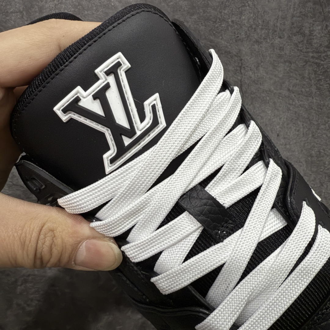 图片[6]-【XC版本】Louis Vuitton LV Trainer系列 新配色入库上架 市场货一堆的东西没必要做文案吹嘘 实拍如图 所见即所得 细节细揣摩 让你感受真正的好货 尺码： 39 40 41 42 43 44 45 46-选品中心