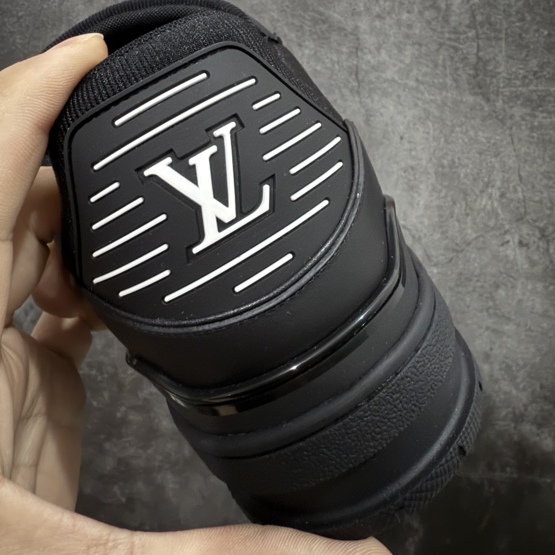 图片[2]-【XC版本】Louis Vuitton LV Trainer系列 新配色入库上架 市场货一堆的东西没必要做文案吹嘘 实拍如图 所见即所得 细节细揣摩 让你感受真正的好货 尺码： 39 40 41 42 43 44 45 46-选品中心