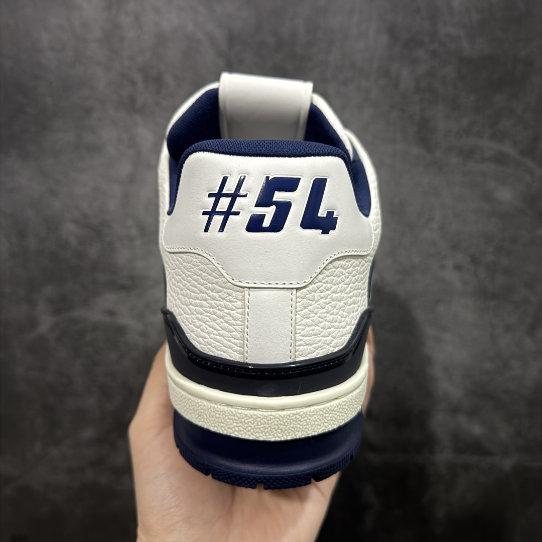 图片[4]-【XC版本】Louis Vuitton LV Trainer系列 新配色入库上架 市场货一堆的东西没必要做文案吹嘘 实拍如图 所见即所得 细节细揣摩 让你感受真正的好货 尺码： 39 40 41 42 43 44 45 46-选品中心