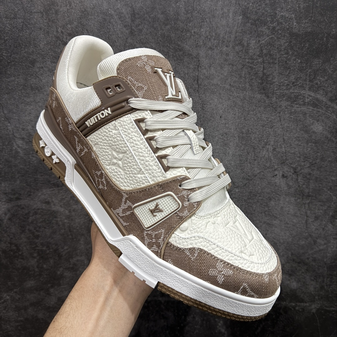 图片[3]-【XC版本】Louis Vuitton LV Trainer系列 新配色入库上架 市场货一堆的东西没必要做文案吹嘘 实拍如图 所见即所得 细节细揣摩 让你感受真正的好货 尺码： 39 40 41 42 43 44 45 46-选品中心