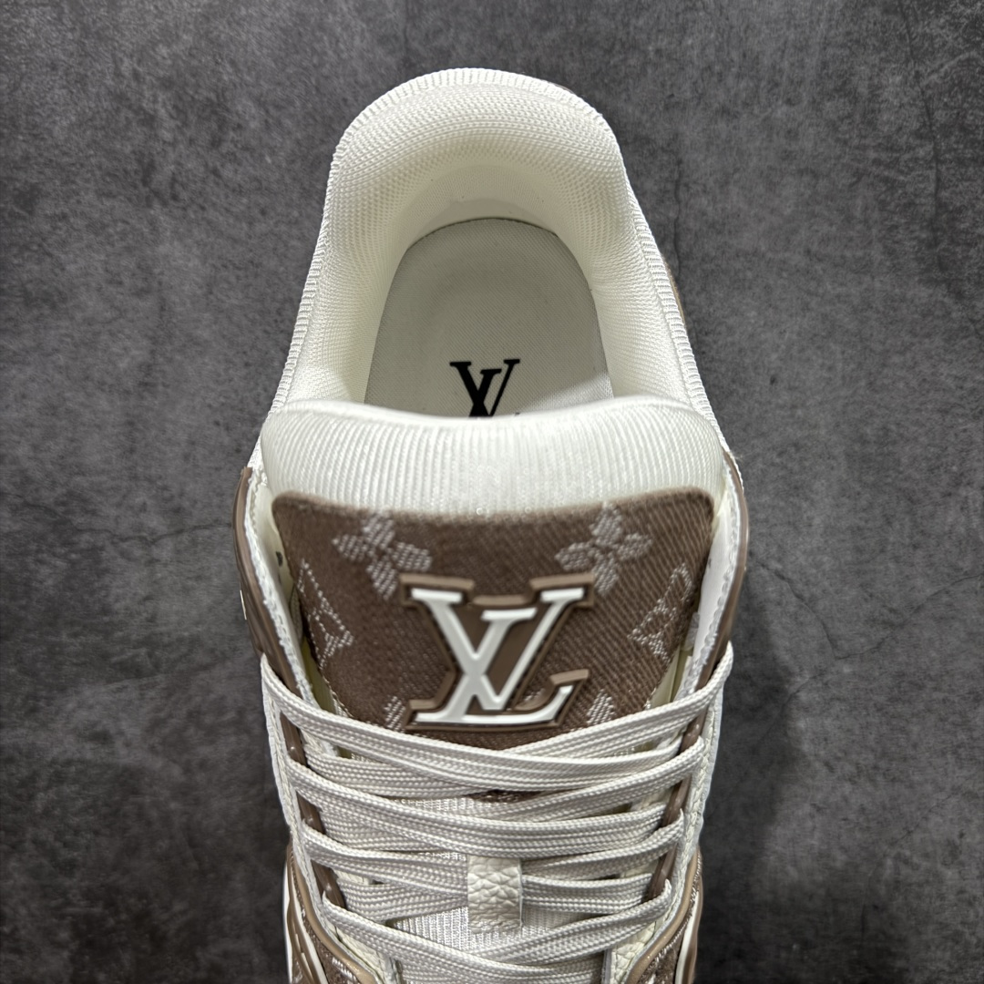 图片[8]-【XC版本】Louis Vuitton LV Trainer系列 新配色入库上架 市场货一堆的东西没必要做文案吹嘘 实拍如图 所见即所得 细节细揣摩 让你感受真正的好货 尺码： 39 40 41 42 43 44 45 46-选品中心