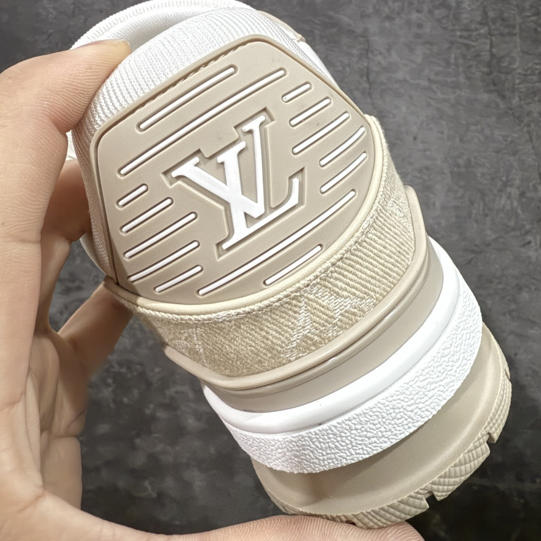 图片[2]-【XC版本】Louis Vuitton LV Trainer系列 新配色入库上架 市场货一堆的东西没必要做文案吹嘘 实拍如图 所见即所得 细节细揣摩 让你感受真正的好货 尺码： 39 40 41 42 43 44 45 46-选品中心