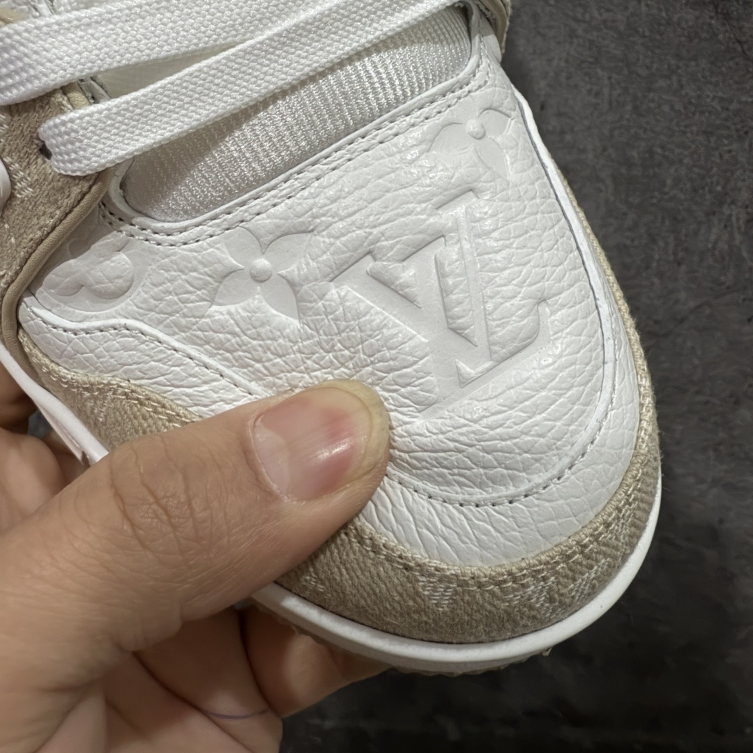 图片[5]-【XC版本】Louis Vuitton LV Trainer系列 新配色入库上架 市场货一堆的东西没必要做文案吹嘘 实拍如图 所见即所得 细节细揣摩 让你感受真正的好货 尺码： 39 40 41 42 43 44 45 46-选品中心