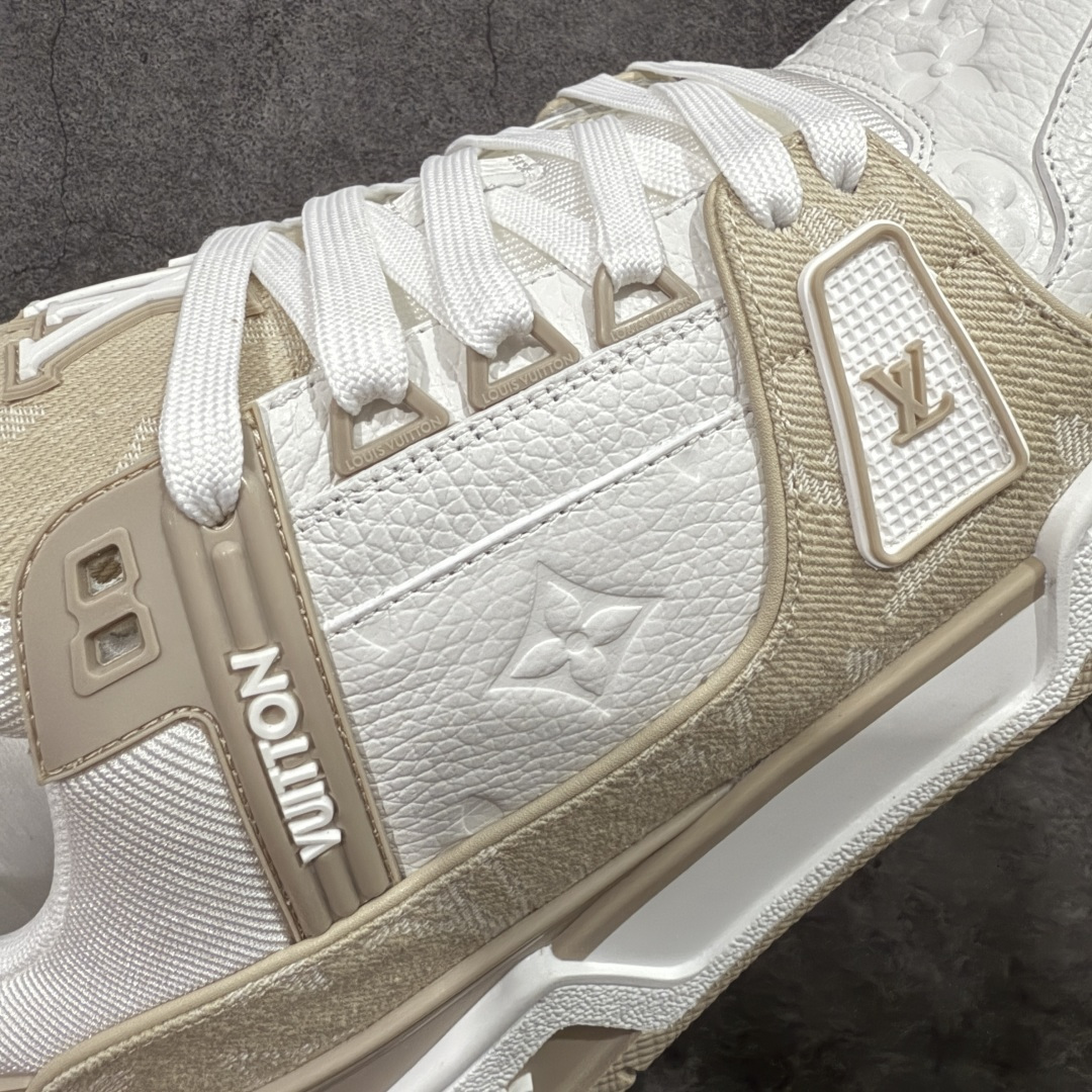 图片[4]-【XC版本】Louis Vuitton LV Trainer系列 新配色入库上架 市场货一堆的东西没必要做文案吹嘘 实拍如图 所见即所得 细节细揣摩 让你感受真正的好货 尺码： 39 40 41 42 43 44 45 46-选品中心