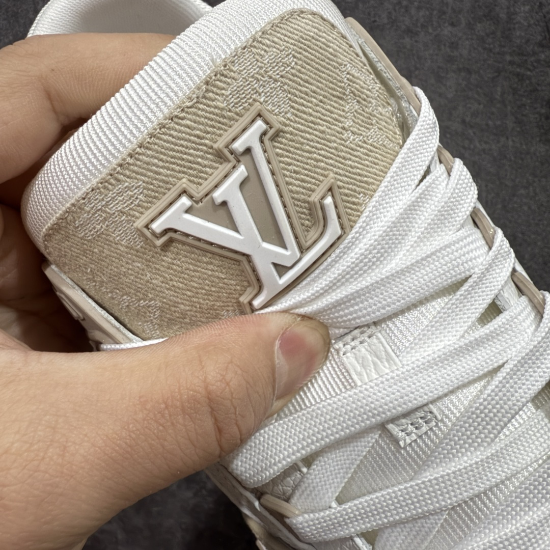 图片[6]-【XC版本】Louis Vuitton LV Trainer系列 新配色入库上架 市场货一堆的东西没必要做文案吹嘘 实拍如图 所见即所得 细节细揣摩 让你感受真正的好货 尺码： 39 40 41 42 43 44 45 46-选品中心