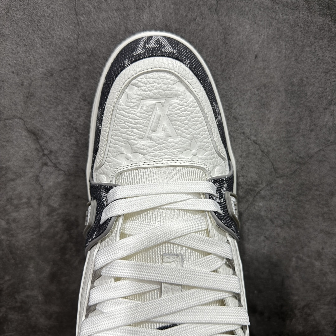 图片[5]-【XC版本】Louis Vuitton LV Trainer系列 新配色入库上架 市场货一堆的东西没必要做文案吹嘘 实拍如图 所见即所得 细节细揣摩 让你感受真正的好货 尺码： 39 40 41 42 43 44 45 46-选品中心