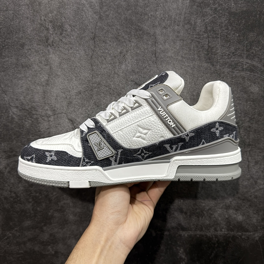 图片[2]-【XC版本】Louis Vuitton LV Trainer系列 新配色入库上架 市场货一堆的东西没必要做文案吹嘘 实拍如图 所见即所得 细节细揣摩 让你感受真正的好货 尺码： 39 40 41 42 43 44 45 46-选品中心