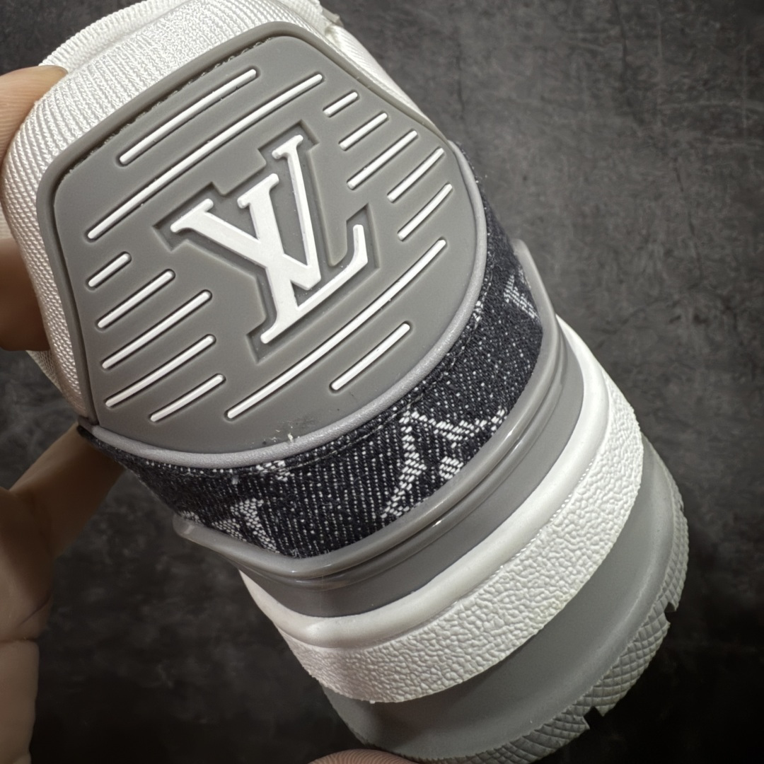 图片[2]-【XC版本】Louis Vuitton LV Trainer系列 新配色入库上架 市场货一堆的东西没必要做文案吹嘘 实拍如图 所见即所得 细节细揣摩 让你感受真正的好货 尺码： 39 40 41 42 43 44 45 46-选品中心