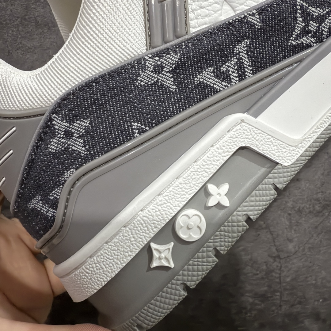 图片[3]-【XC版本】Louis Vuitton LV Trainer系列 新配色入库上架 市场货一堆的东西没必要做文案吹嘘 实拍如图 所见即所得 细节细揣摩 让你感受真正的好货 尺码： 39 40 41 42 43 44 45 46-选品中心