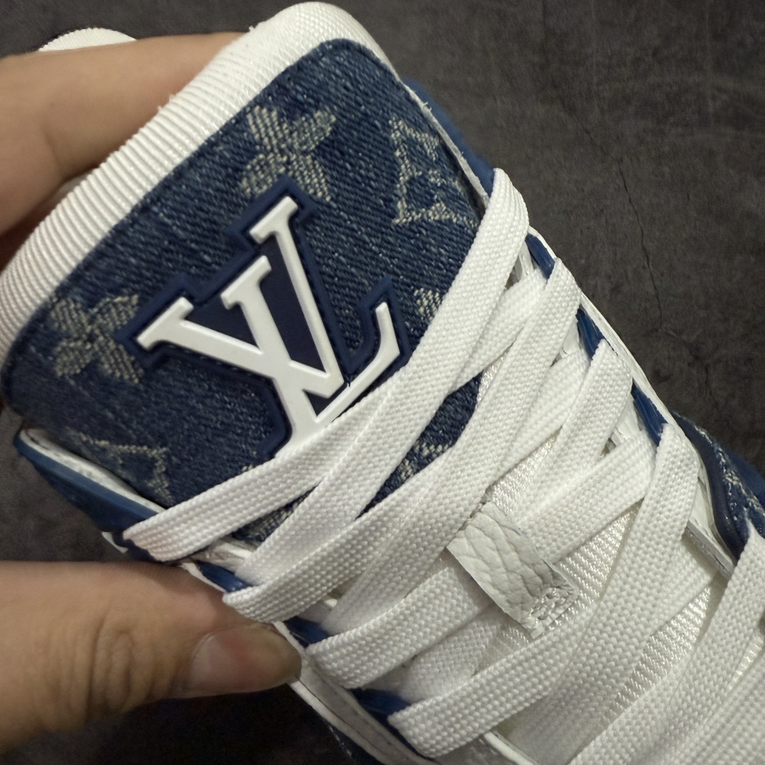 图片[6]-【XC版本】Louis Vuitton LV Trainer系列 新配色入库上架 市场货一堆的东西没必要做文案吹嘘 实拍如图 所见即所得 细节细揣摩 让你感受真正的好货 尺码： 39 40 41 42 43 44 45 46-选品中心