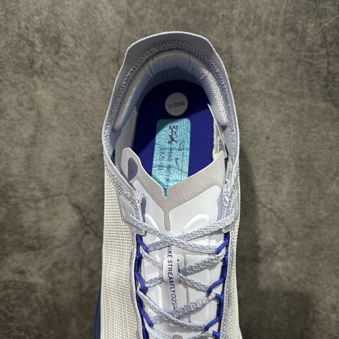 图片[8]-【纯原真碳版】耐克Nike ZoomX Streakfly 2 疾驰者2代系列低帮竞速轻质缓震透气休闲运动跑步鞋“ 超薄针织鞋面 柔软缓震，nike Streakfly 2是一款专为短距离竞速设计的高性能跑鞋。日常穿着也是非常舒适，单只42码仅重126克，比前代减轻40克，接近田径钉鞋的轻盈感，适合追求速度的跑者。搭载全掌Flyplate碳纤维板，提供强劲推进力，配合ZoomX泡棉中底，能量回馈出色，滚动感顺滑。外底采用轻薄橡胶材质，抓地力出色，湿滑路面也能稳定发挥。工程精制网眼鞋面，透气性极佳，贴合脚部轮廓，减少闷热感。ZoomX泡棉中底兼顾缓震与回弹，适合短距离快速奔跑。Nike Streakfly 2是为追求速度的精英跑者或短距离竞速爱好者设计的高性能跑鞋，其轻盈、响应迅速的特点使其成为短距离比赛和训练的理想选择 货号： HF6416-001 尺码： 36 36.5 37.5 38 38.5 39 40 40.5 41 42 42.5 43 44 45 46-选品中心