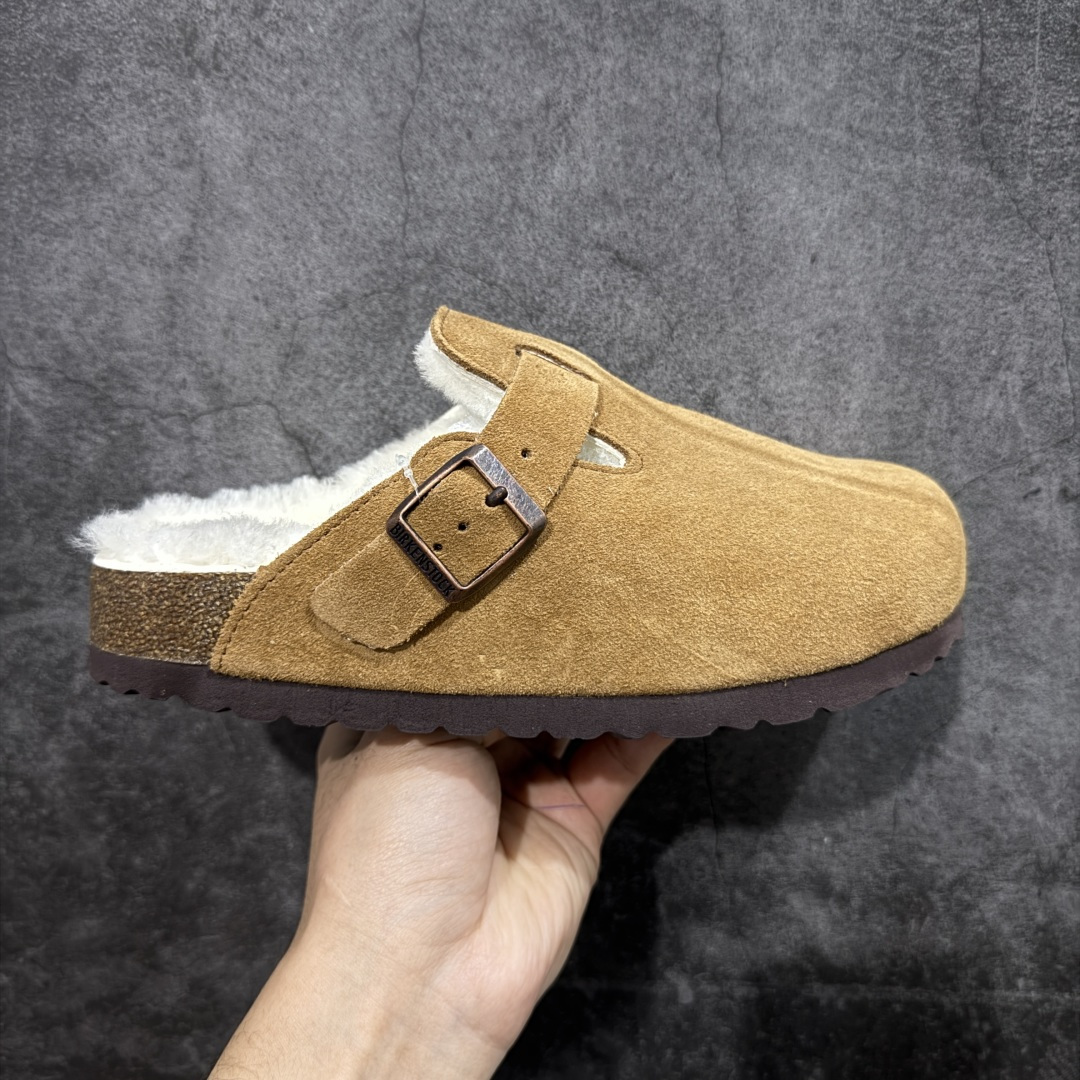 【莞顶G版】Birkenstock\\t 勃肯/博肯软木软底 羊毛一体休闲鞋 半拖 品质升级版 市场最好品质 十年ZP代工厂老师傅工艺 纯手工打造原汁原味博肯 市场最强版 没有之一 鞋面设计：选用陸丰A级进口羊皮毛，质地细腻，手感丰满；尺寸间障均匀，柔软，深度保暖；吸湿，进气，排汗 鞋子内里：化质澳洲羔羊皮分子结构可将水蒸气吸进多孔构体中，吸湿性好，透气性极住，保持脚底干爽 鞋底设计：型模EVA极富弹性，加持胎面设计，升级版独家私模，柔软回弹性好，耐折耐磨，防滑防踢 尺码： 35-45-选品中心
