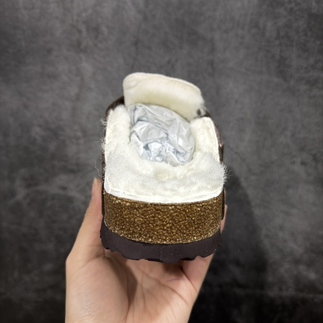 图片[4]-【莞顶G版】Birkenstock\\t 勃肯/博肯软木软底 羊毛一体休闲鞋 半拖 品质升级版 市场最好品质 十年ZP代工厂老师傅工艺 纯手工打造原汁原味博肯 市场最强版 没有之一 鞋面设计：选用陸丰A级进口羊皮毛，质地细腻，手感丰满；尺寸间障均匀，柔软，深度保暖；吸湿，进气，排汗 鞋子内里：化质澳洲羔羊皮分子结构可将水蒸气吸进多孔构体中，吸湿性好，透气性极住，保持脚底干爽 鞋底设计：型模EVA极富弹性，加持胎面设计，升级版独家私模，柔软回弹性好，耐折耐磨，防滑防踢 尺码： 35-45-选品中心