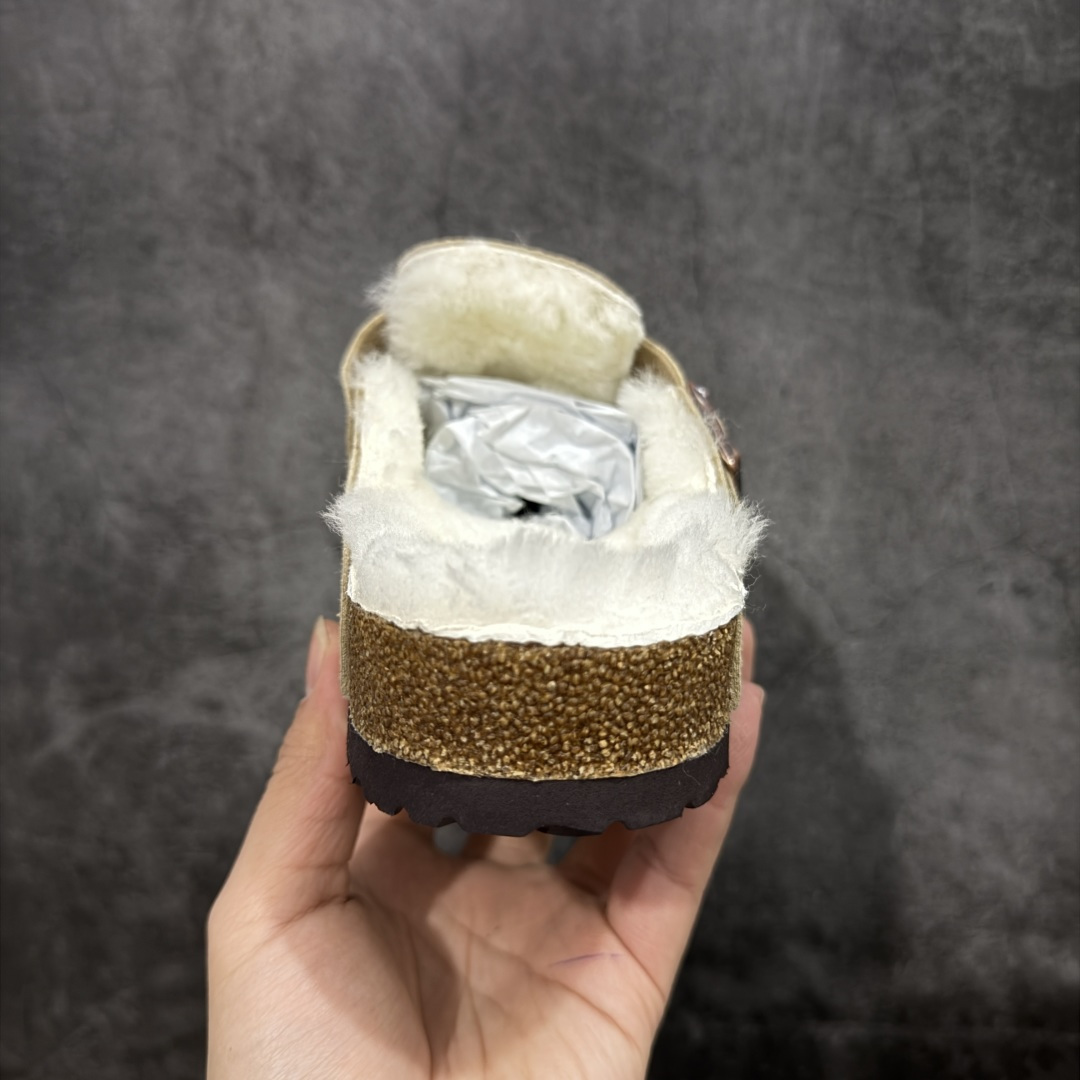 图片[4]-【莞顶G版】Birkenstock\\t 勃肯/博肯软木软底 羊毛一体休闲鞋 半拖 品质升级版 市场最好品质 十年ZP代工厂老师傅工艺 纯手工打造原汁原味博肯 市场最强版 没有之一 鞋面设计：选用陸丰A级进口羊皮毛，质地细腻，手感丰满；尺寸间障均匀，柔软，深度保暖；吸湿，进气，排汗 鞋子内里：化质澳洲羔羊皮分子结构可将水蒸气吸进多孔构体中，吸湿性好，透气性极住，保持脚底干爽 鞋底设计：型模EVA极富弹性，加持胎面设计，升级版独家私模，柔软回弹性好，耐折耐磨，防滑防踢 尺码： 35-45-选品中心