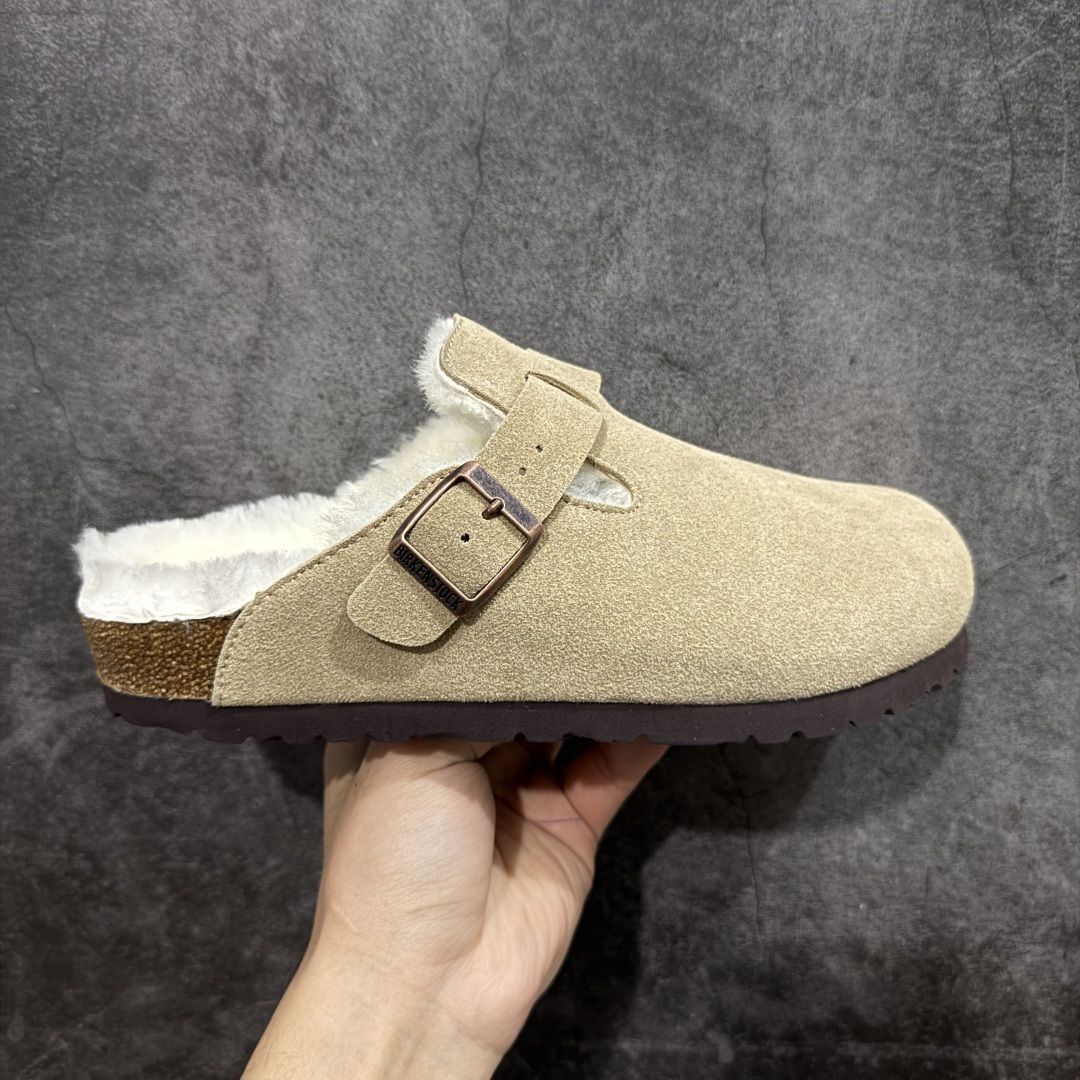 【莞顶G版】Birkenstock\\t 勃肯/博肯软木软底 羊毛一体休闲鞋 半拖 品质升级版 市场最好品质 十年ZP代工厂老师傅工艺 纯手工打造原汁原味博肯 市场最强版 没有之一 鞋面设计：选用陸丰A级进口羊皮毛，质地细腻，手感丰满；尺寸间障均匀，柔软，深度保暖；吸湿，进气，排汗 鞋子内里：化质澳洲羔羊皮分子结构可将水蒸气吸进多孔构体中，吸湿性好，透气性极住，保持脚底干爽 鞋底设计：型模EVA极富弹性，加持胎面设计，升级版独家私模，柔软回弹性好，耐折耐磨，防滑防踢 尺码： 35-45-选品中心