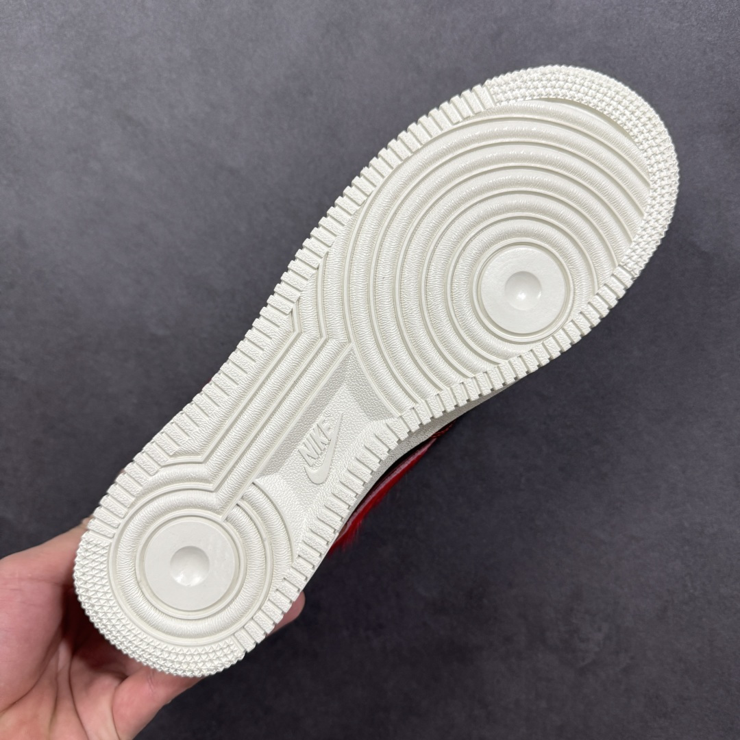 图片[9]-【定制版】NIke Air Force 1 \’07 Low “马年限定–复古棕咖赤红” 空军一号低帮 运动鞋 休闲鞋 折边针车 工艺难度大 原楦头原纸板 高端定制鞋盒 原厂鞋底 超高清洁度 细节完美 货号：FV3694-103 尺码：36 36.5 37.5 38 38.5 39 40 40.5 41 42 42.5 43 44 44.5 45 编码：HXSB310320-选品中心